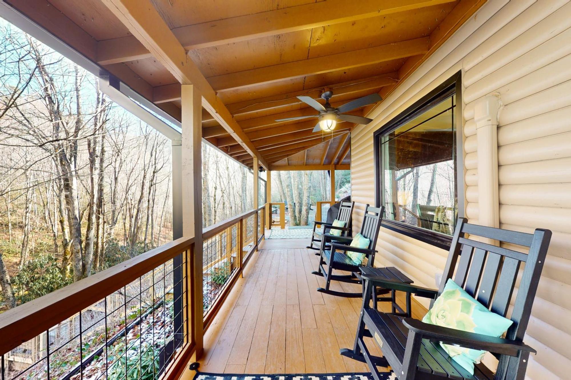 Fulmers' Fish Camp Maggie Valley Exterior foto